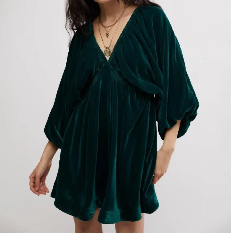 Portia Velvet Mini Dress In Emerald Elegant Off-Shoulder Dress Mini