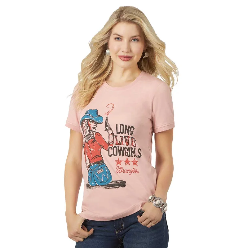 Wrangler Women's Retro Slim Fit Graphic Tee Denim Fabric Leather Fabric Suede Fabric Wrangler Women's Retro Slim Fit Graphic Tee Denim Fabric Leather Fabric Suede Fabric