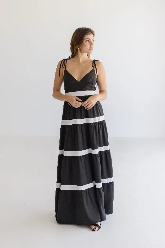Jenny Sleeveless Shoulder Tie Stripe Print Maxi Dress Black Chic Boho Print Maxi Dress Jenny Sleeveless Shoulder Tie Stripe Print Maxi Dress Black Chic Boho Print Maxi Dress