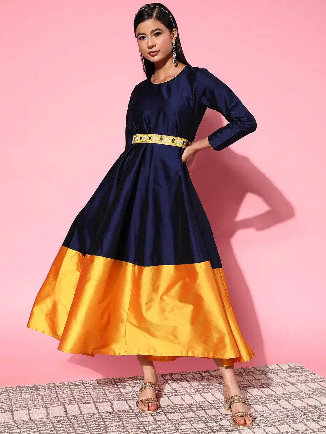 Women Navy Contrast Border Anarkali Maxi Dress Cozy Spaghetti Strap Maxi Dress