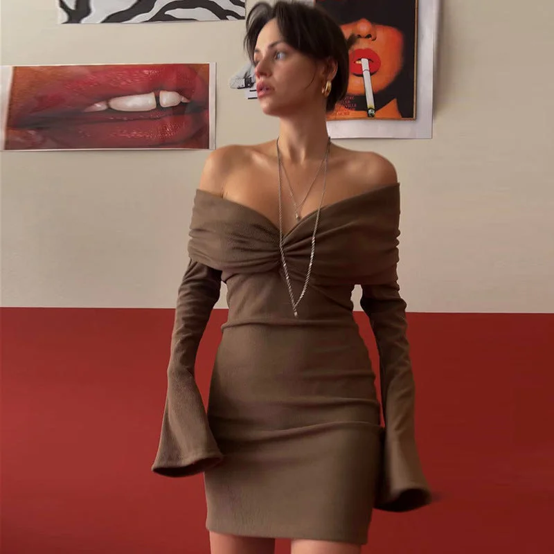 Hip Skirt Fashionable Slim-fit Pleated Off-shoulder Long Sleeve corduroy skirt textured Hip Skirt Fashionable Slim-fit Pleated Off-shoulder Long Sleeve corduroy skirt textured